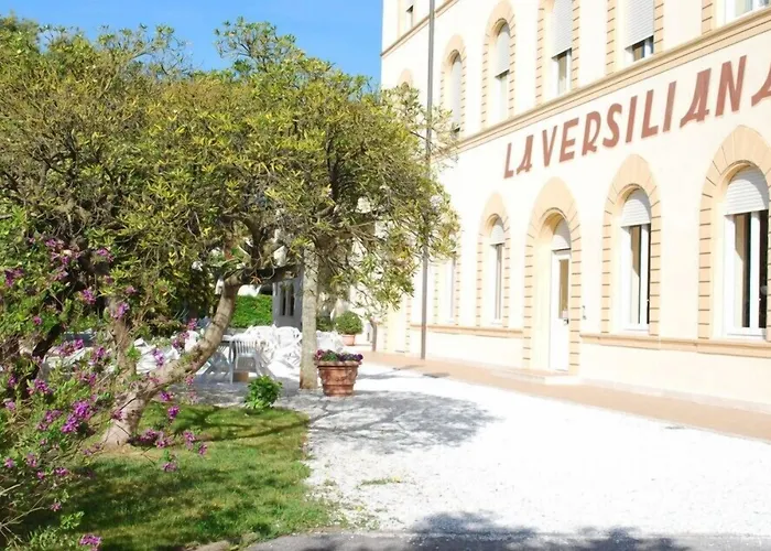 Re Versiliana Hotel
